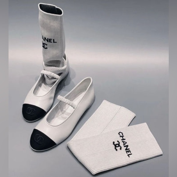 Chanel Cruise 2024 Lambskin Grosgrain Cap Toe Ballerina Flats w/ Leg Warmers 39 - Picture 2 of 15